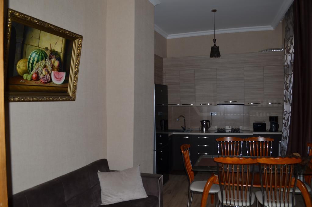 Happy Home Sololaki Tbilisi Eksteriør billede